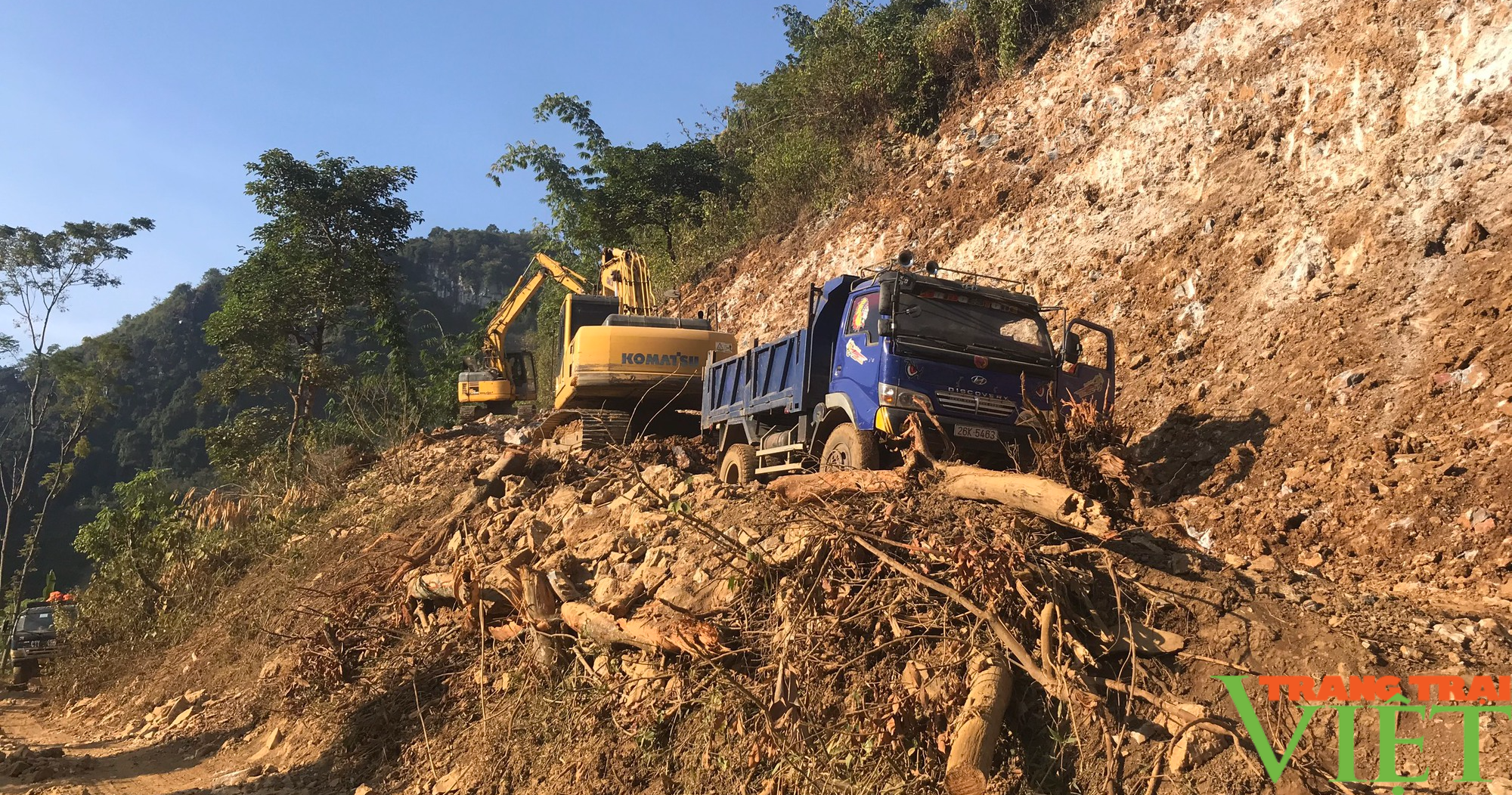 Thuận Châu đẩy nhanh tiến độ xây dựng và giải ngân vốn năm 2022 - Ảnh 3. Thuận Châu đẩy nhanh tiến độ xây dựng và giải ngân vốn năm 2022 - Ảnh 3.