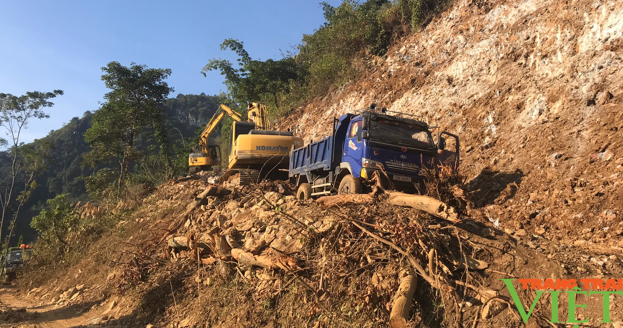 Thuận Châu đẩy nhanh tiến độ xây dựng và giải ngân vốn năm 2022 - Ảnh 3.