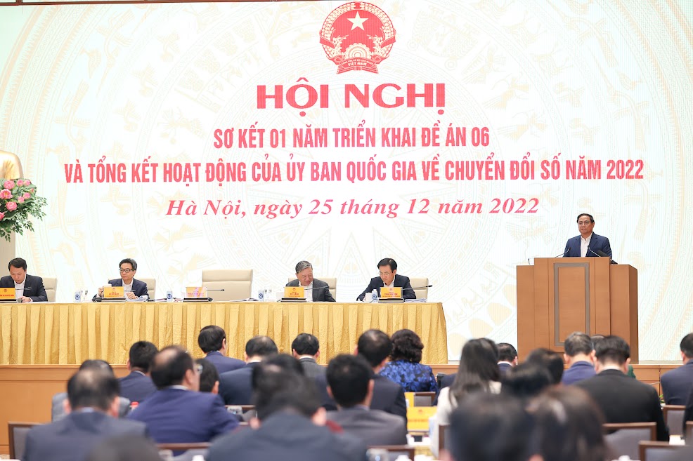 Năm 2023: Dứt khoát phải xây dựng Trung tâm Dữ liệu quốc gia; phủ sóng viễn thông 100% thôn bản - Ảnh 6.