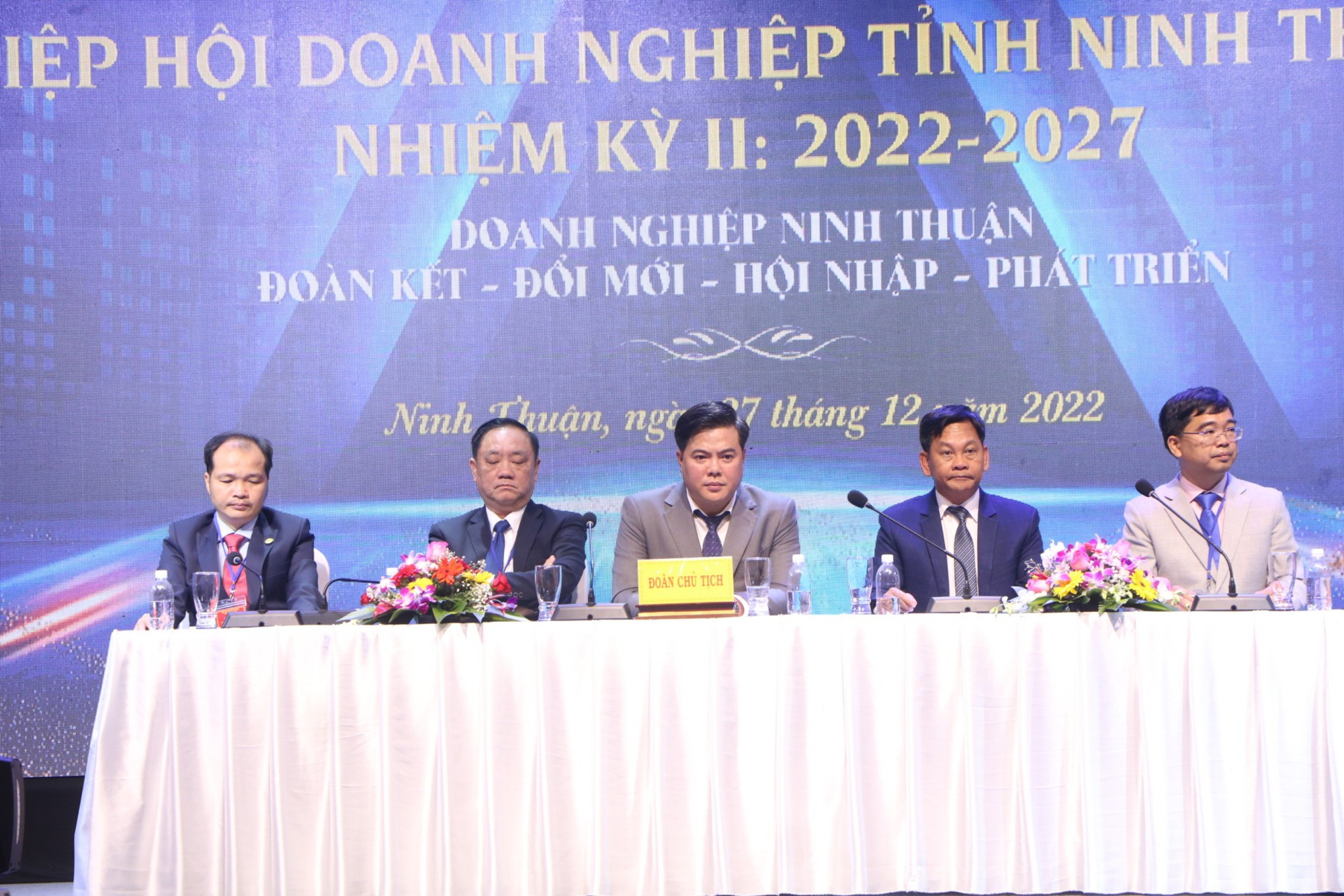 Giám đốc Công ty Cổ phần Thành Đông Ninh Thuận được đại hội bầu làm Chủ tịch Hiệp hội doanh nghiệp tỉnh - Ảnh 1.
