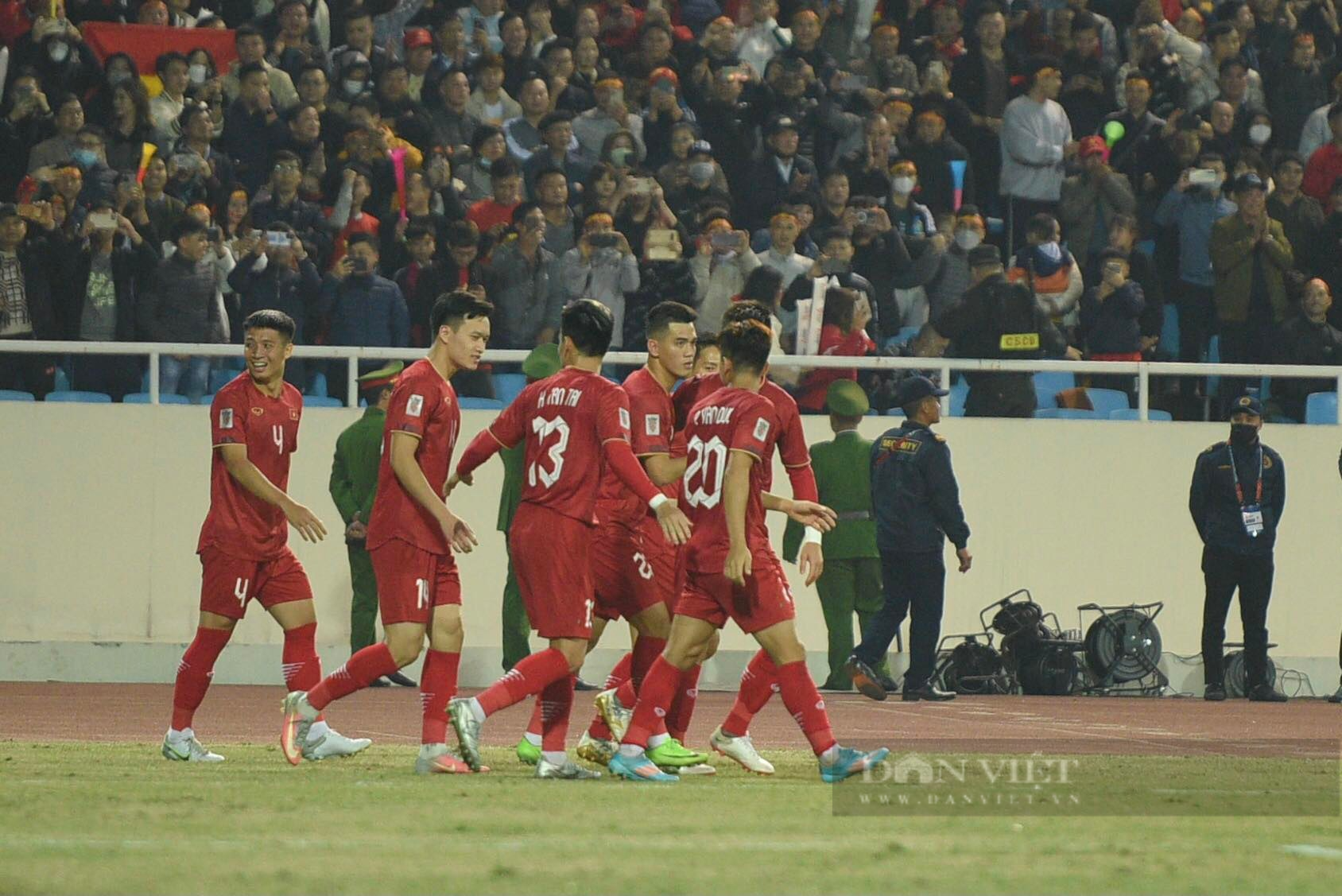 Thống kê đáng chú ý sau trận Việt Nam 3-0 Malaysia - Ảnh 1.