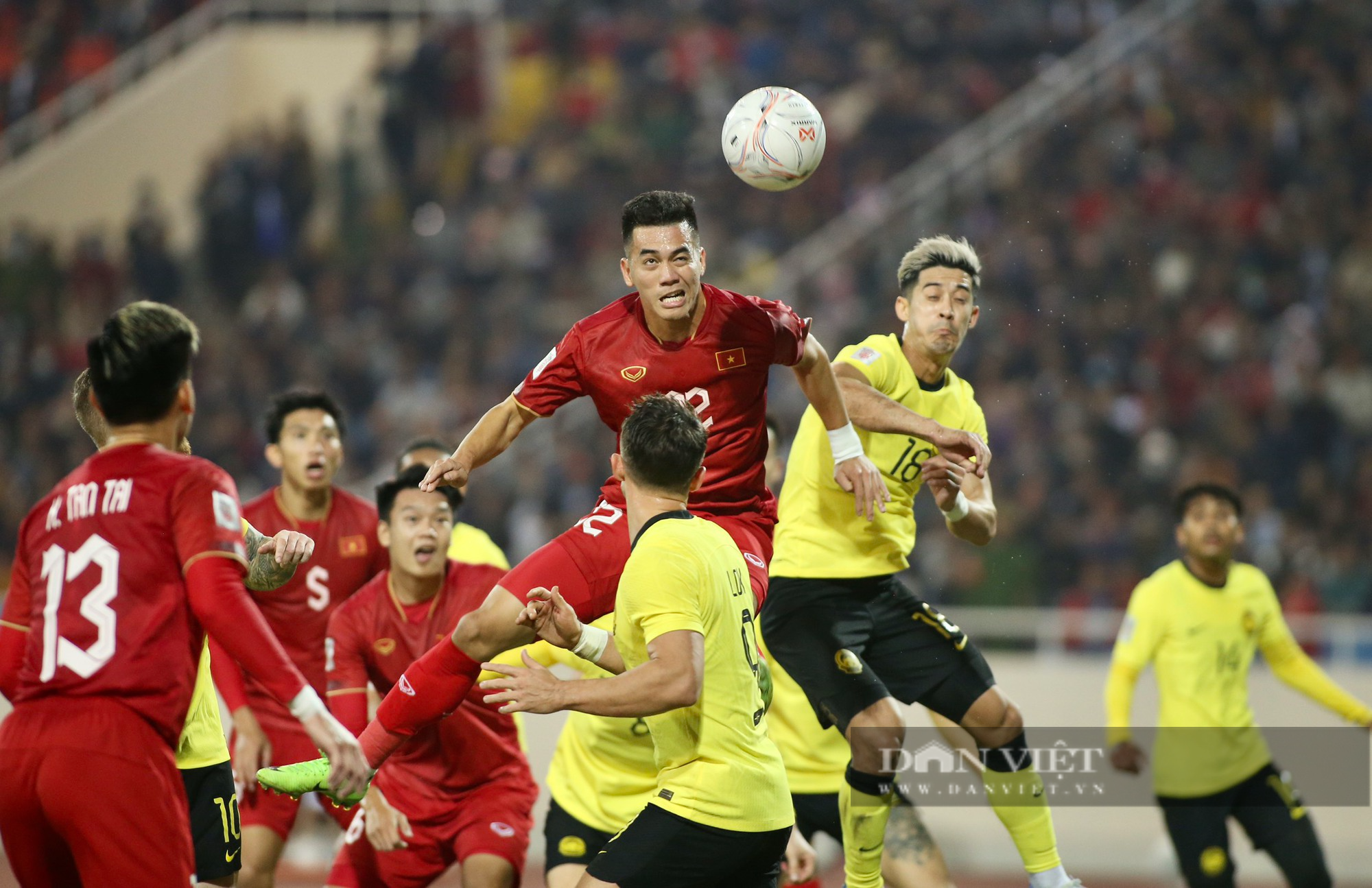 Tuyển Việt Nam chiếm ngôi đầu bảng AFF Cup 2022 sau chiến thắng 3-0 trước Malaysia - Ảnh 5.