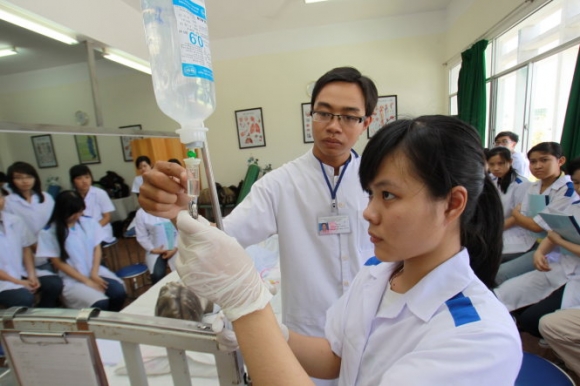 Trường Đại học Y khoa Phạm Ngọc Thạch dự kiến đào tạo nhân lực công nghệ thông tin trong y tế - Ảnh 3.
