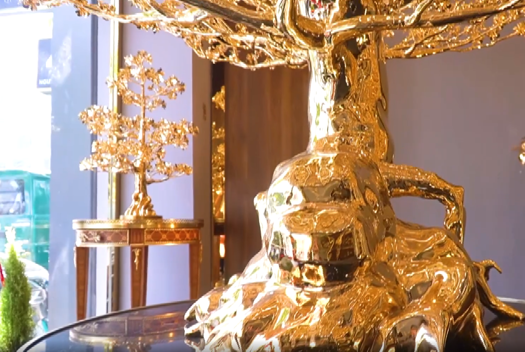 Choáng với thú chơi đại gia Việt:  &quot;Săn&quot; cây mai mạ vàng cao 3m giá 5,5 tỷ đồng - Ảnh 6.