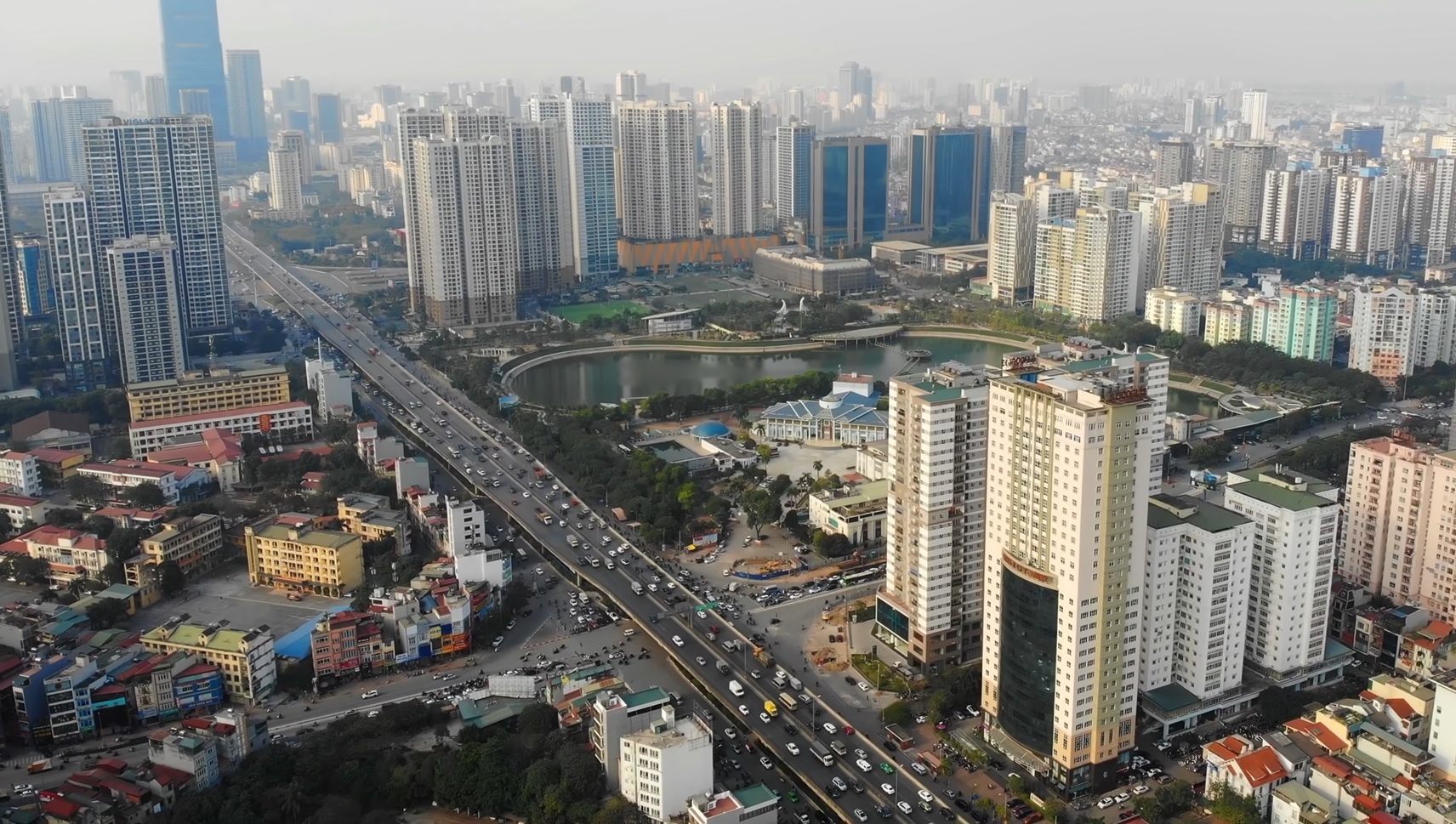 Việt Nam “lọt” top 3 quốc gia triển vọng đầu tư bất động sản tại Châu Á  - Ảnh 1.