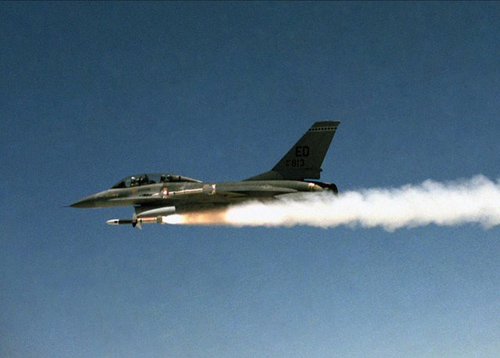 Cách bắn sáng tạo của tên lửa SAM-2 hạ gục pháo đài bay B-52 - Ảnh 6.