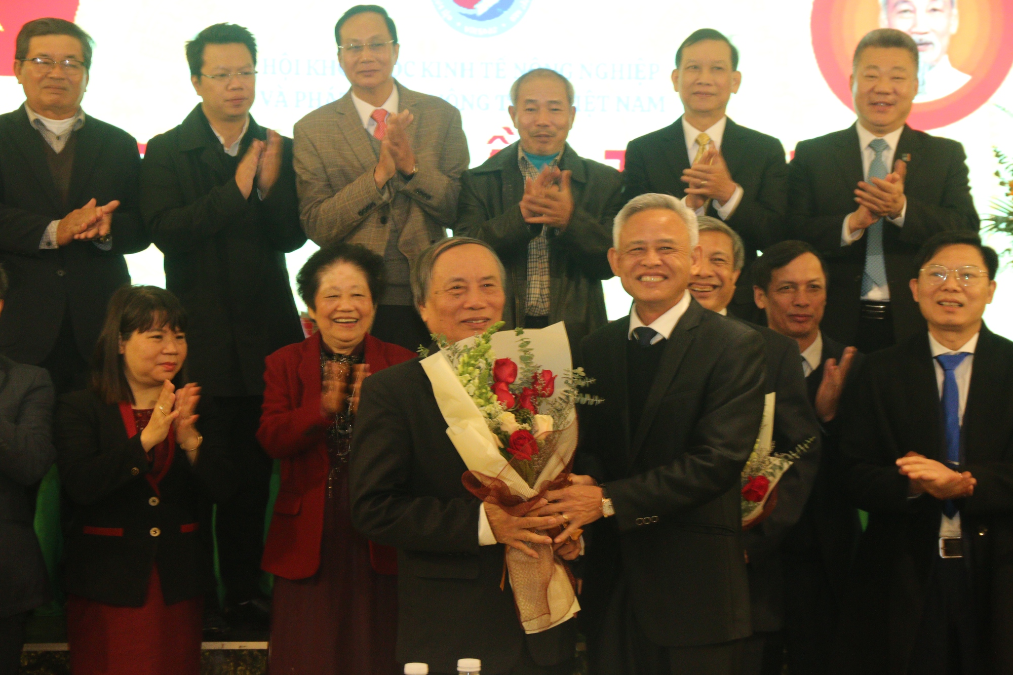 Hội Khoa học kinh tế nông nghiệp và PTNT Việt Nam tổ chức Đại hội nhiệm kỳ II - Ảnh 3.
