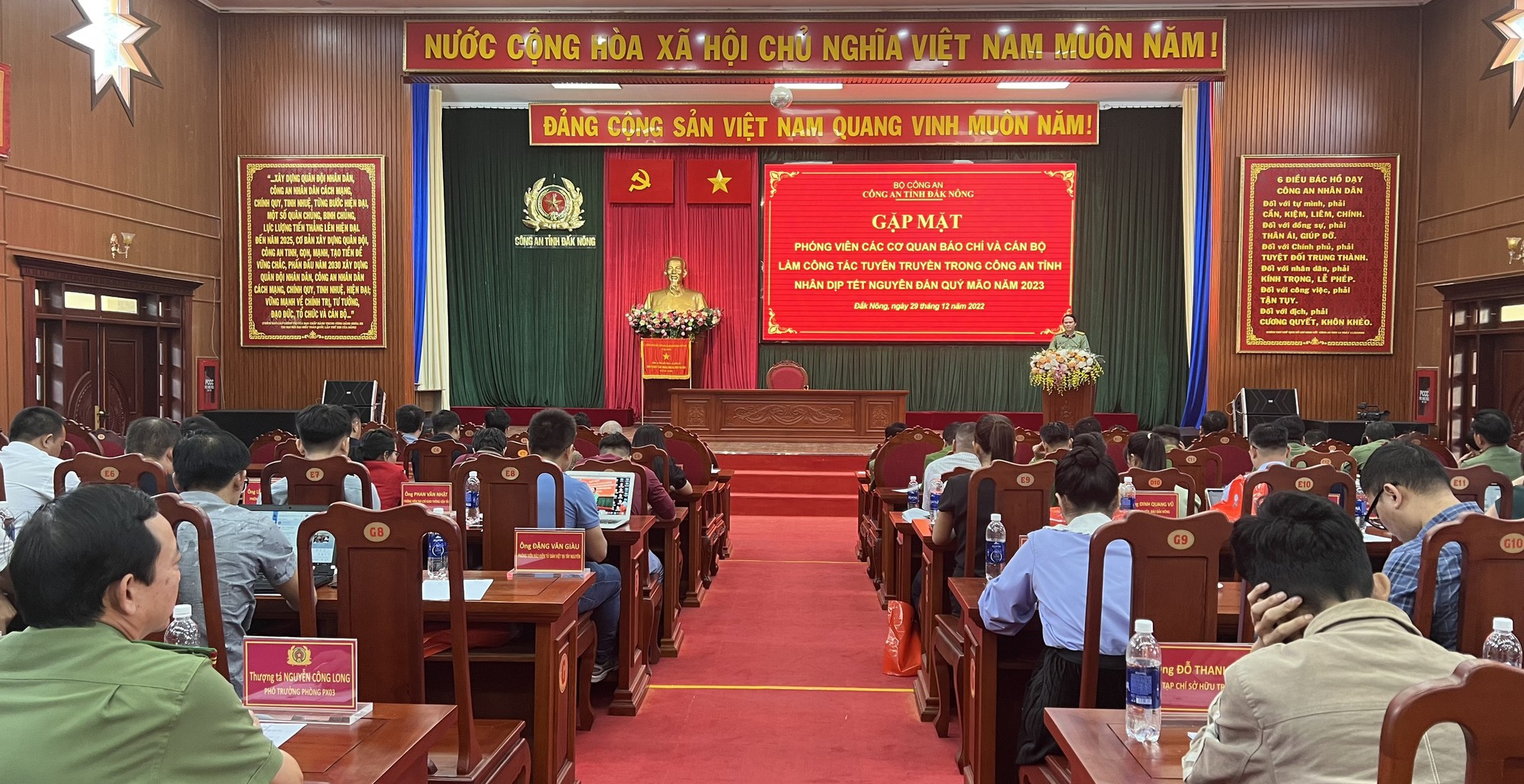 Giám đốc Công an tỉnh Đắk Nông: Công tác đấu tranh phòng chống tội phạm không có vùng cấm, dù người đó là ai  - Ảnh 2.