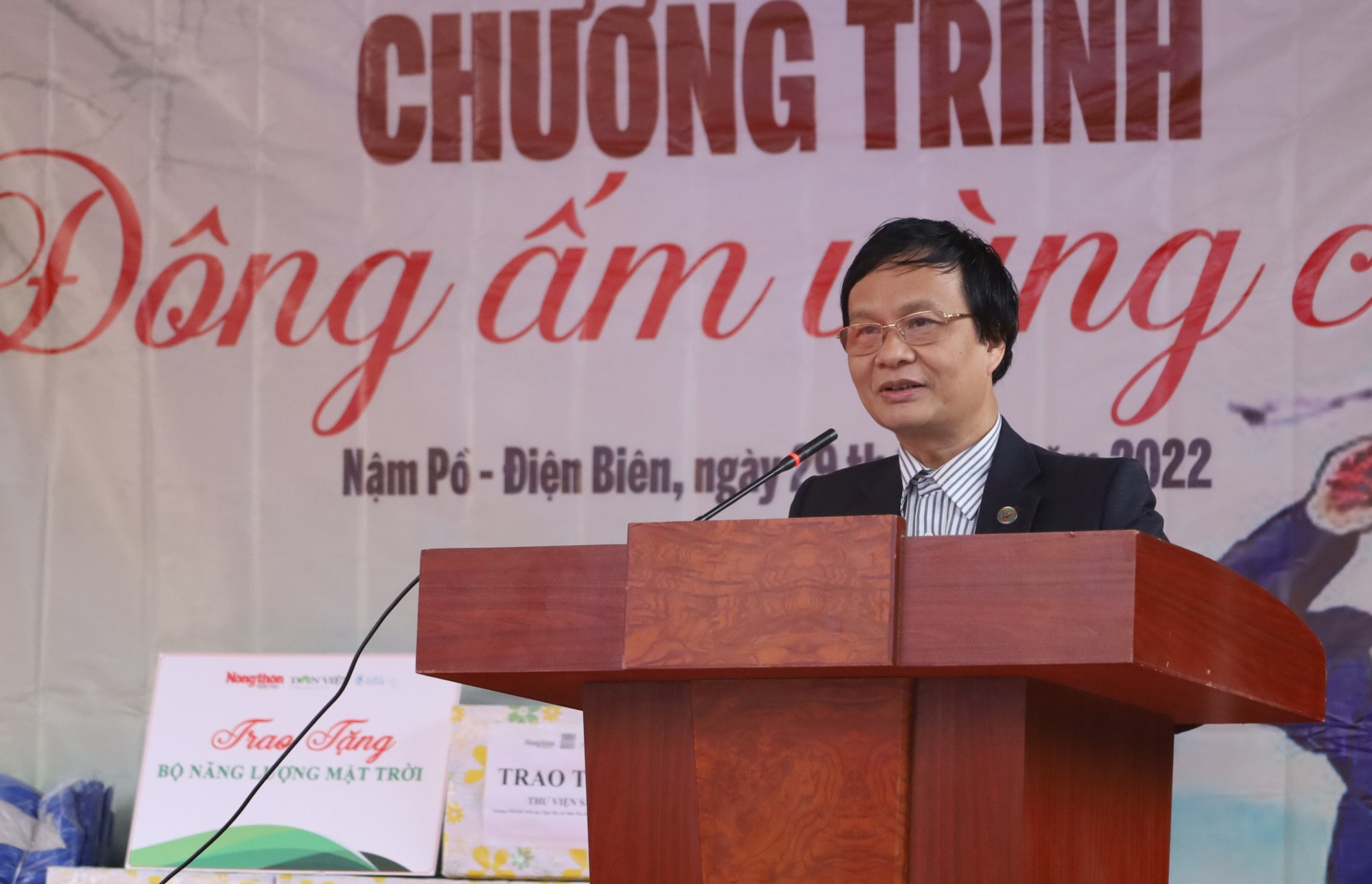 “Đông ấm vùng cao”-  Tiếp lửa yêu thương sưởi ấm bản ngàn - Ảnh 3.