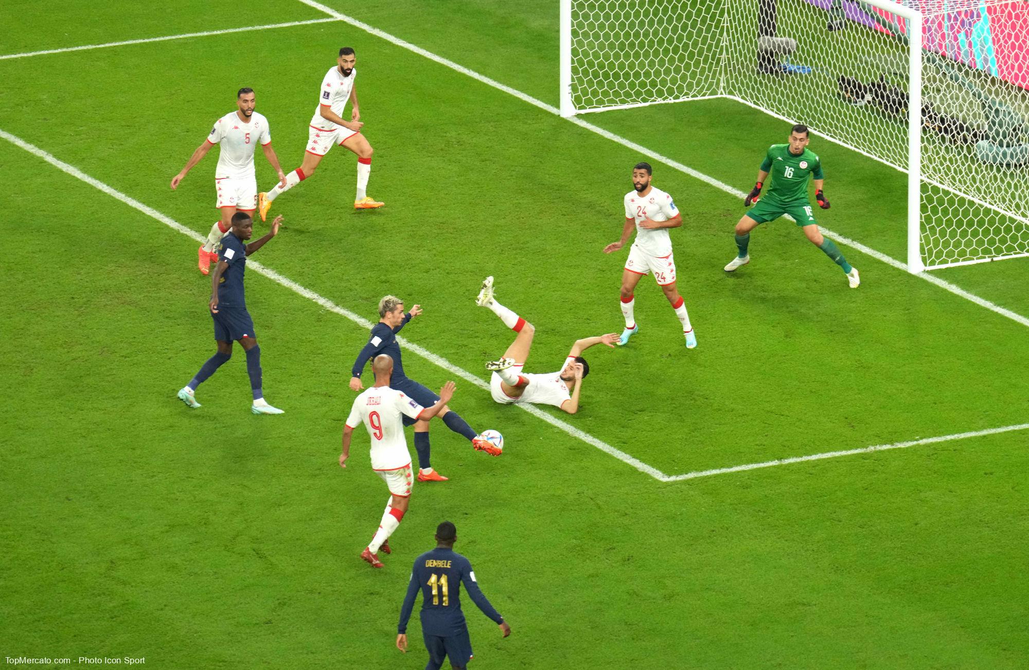 5 tình huống gây tranh cãi tại vòng bảng World Cup 2022: Có cả Ronaldo, Messi - Ảnh 8.