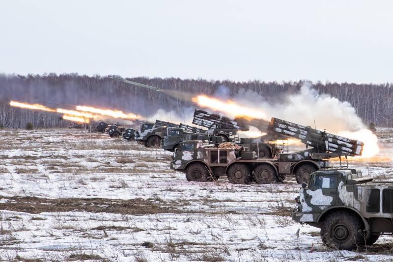 Pháo phản lực Nga thể hiện uy lực lớn trên chiến trường Ukraine - Ảnh 5.