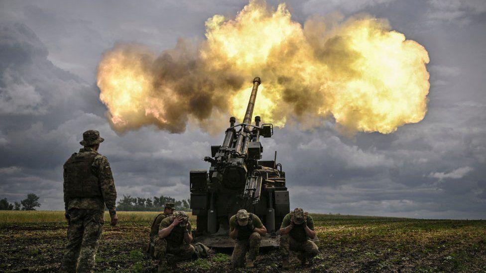 Pháo phản lực Nga thể hiện uy lực lớn trên chiến trường Ukraine - Ảnh 7.