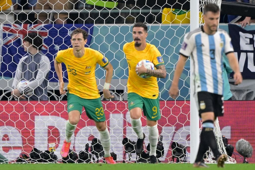 Review trận Argentina vs Australia - Ảnh 2.