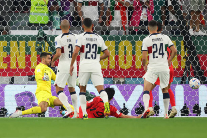 Vòng bảng World Cup 2022 xuất hiện nhiều bất ngờ nhất sau 28 năm - Ảnh 1.