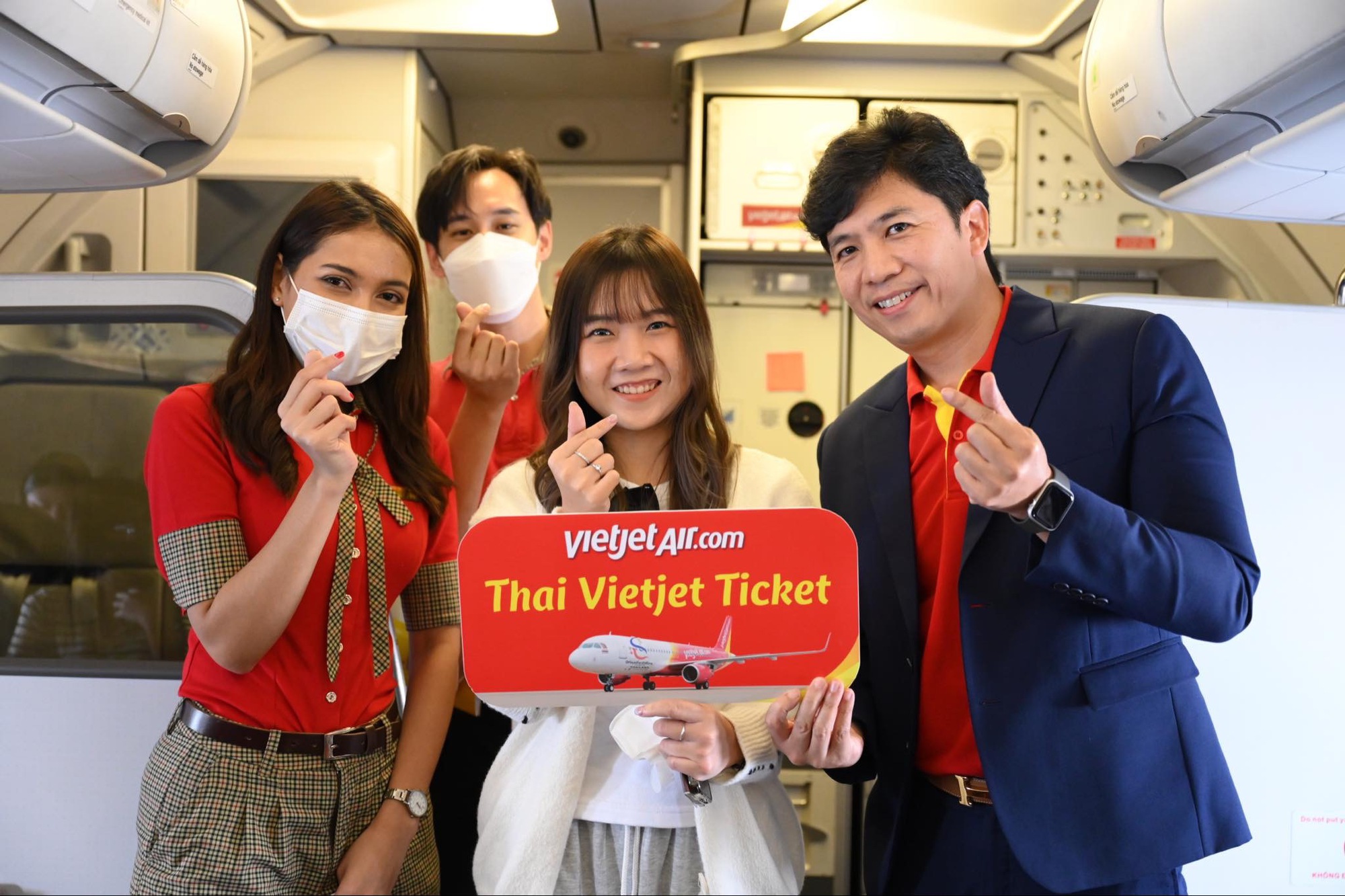 Vietjet bay thẳng từ Đà Lạt đến Băng Cốc với vé máy bay giá rẻ - Ảnh 1.