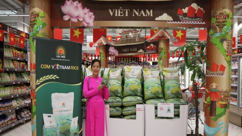 Nỗ lực đưa thương hiệu Việt ra nước ngoài - Ảnh 1.