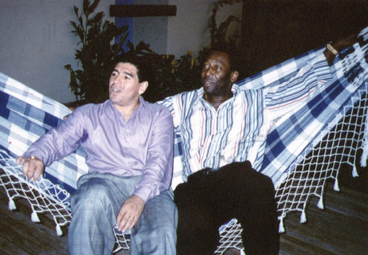 Lời chia tay của vua bóng đá Pele dành cho huyền thoại Maradona đã trở thành sự thật - Ảnh 2.