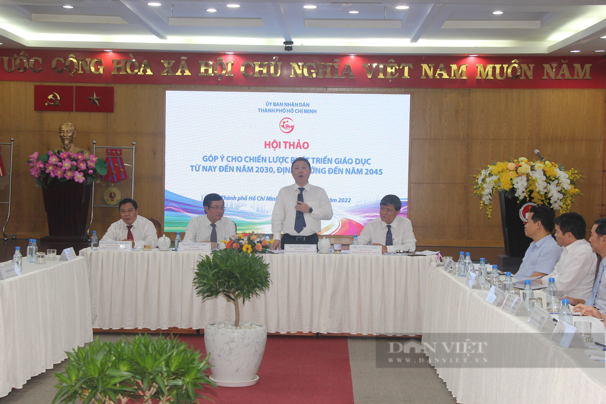 Thứ trưởng Bộ GDĐT Nguyễn Văn Phúc: TP.HCM cần quyết tâm kéo giảm sĩ số học - Ảnh 1.