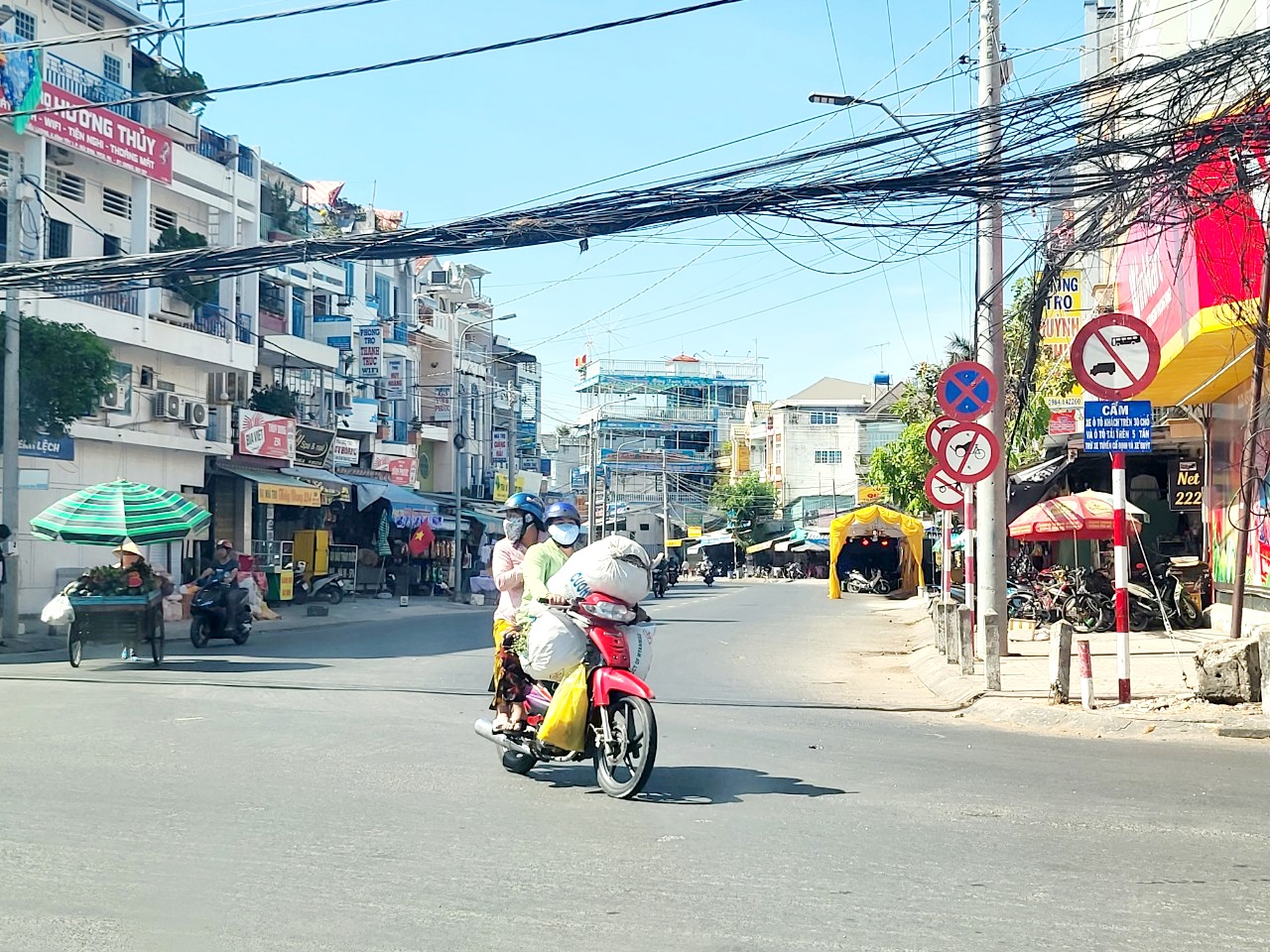 UBND tỉnh An Giang kịp thời tháo gỡ khó khăn sau khi doanh nghiệp gửi đơn phản ánh báo chí(!?) - Ảnh 1.