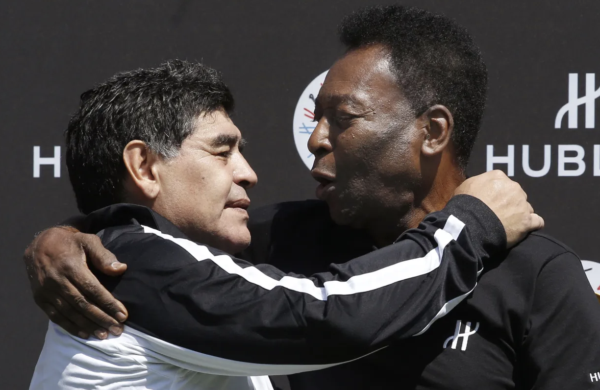 Lời chia tay của vua bóng đá Pele dành cho huyền thoại Maradona đã trở thành sự thật - Ảnh 1.