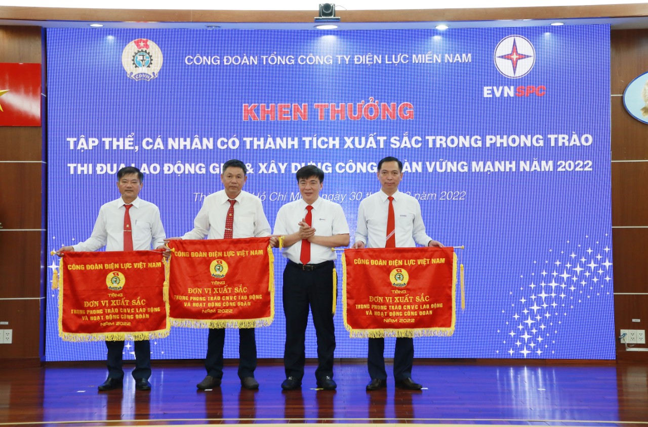 Công đoàn EVNSPC góp phần quan trọng giúp Tổng Công ty hoàn thành tốt nhiệm vụ sản xuất, kinh doanh - Ảnh 5.