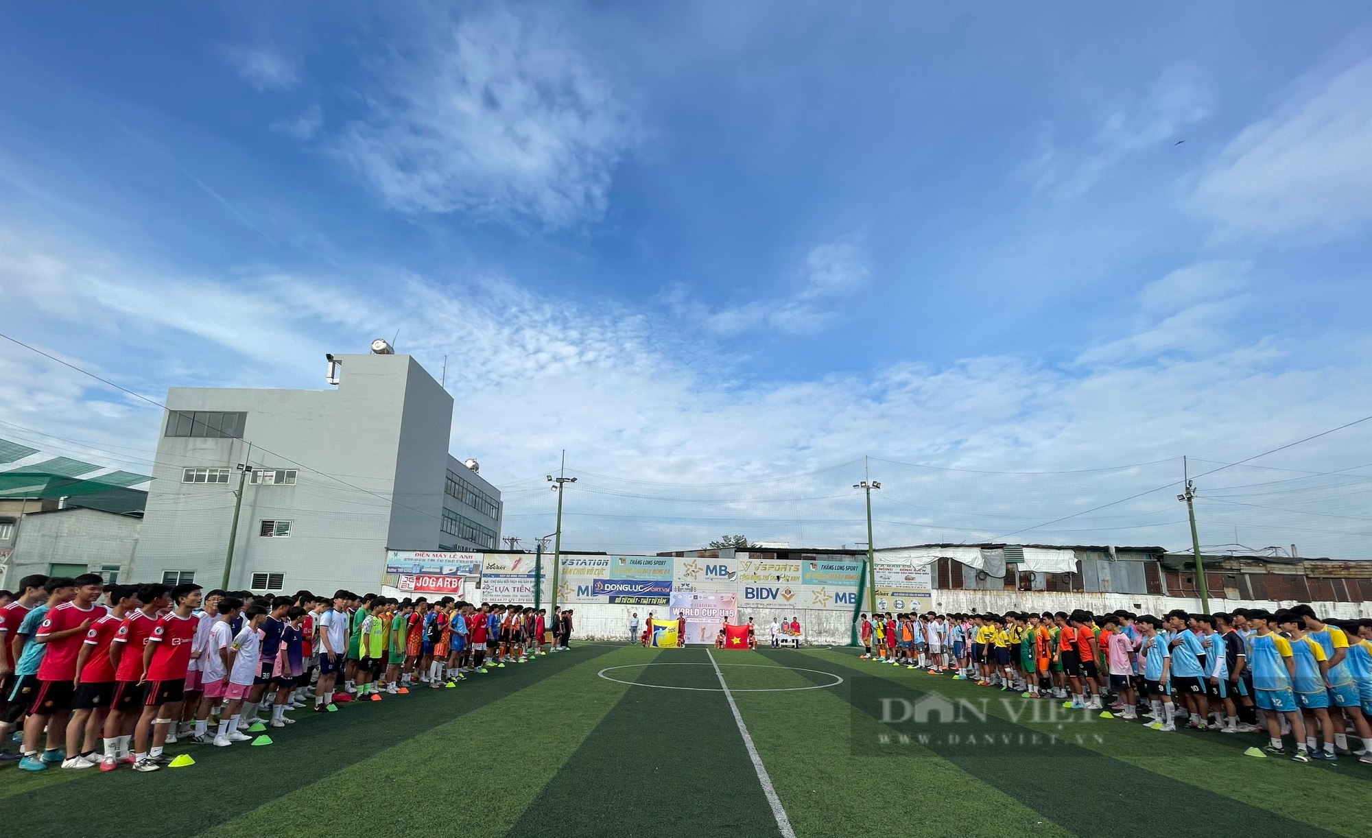 Có một World Cup sôi động ở Sài Gòn - Ảnh 1.