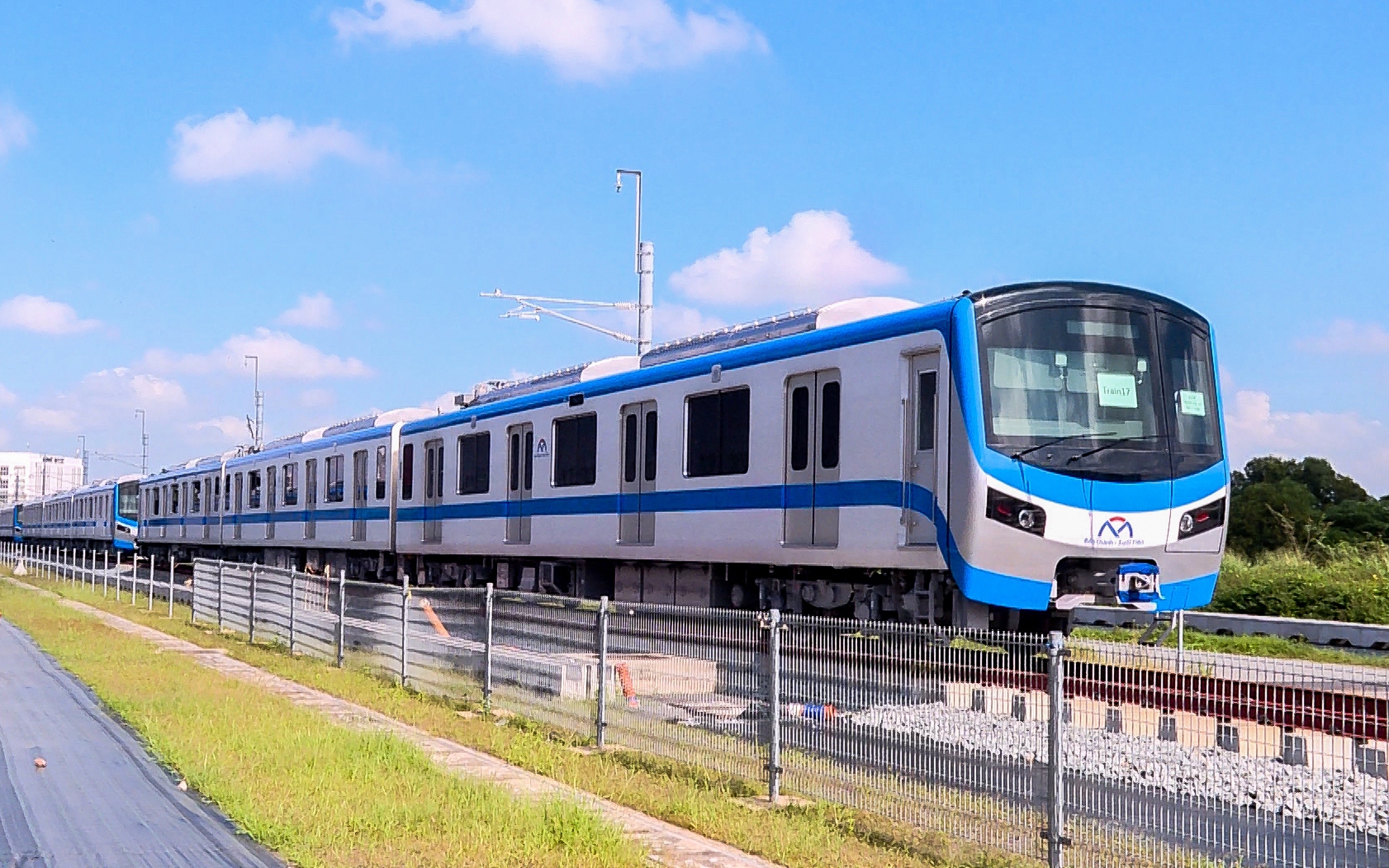 TP.HCM: Đơn vị quản lý tuyến metro số 1 kiến nghị tạm ứng chi phí trả lương cho người lao động