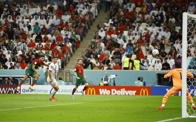 Kết quả Bồ Đào Nha vs Thụy Sĩ: Ronaldo dự bị, “Selecao châu Âu” vẫn đại thắng - Ảnh 1.