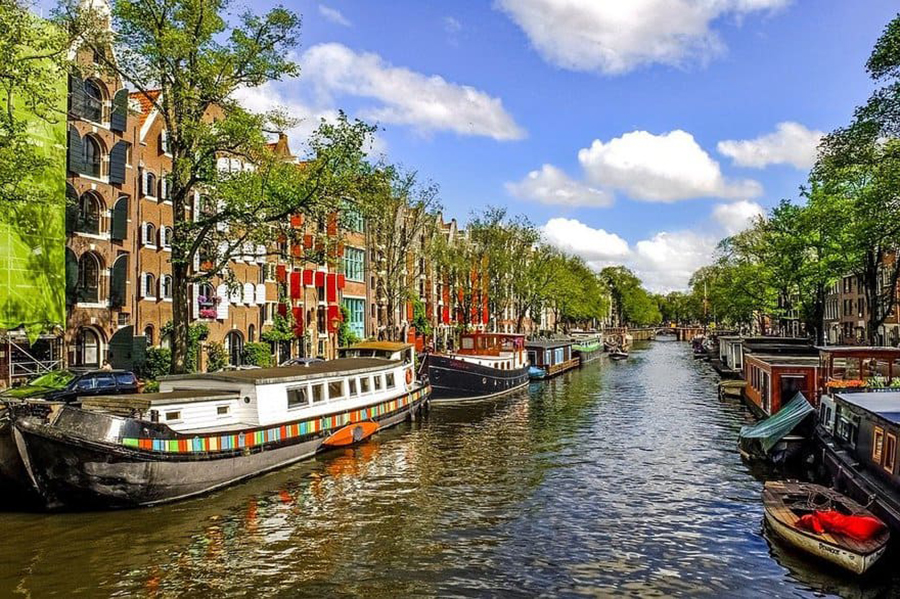 Hà Lan: Amsterdam thay đổi hình ảnh gắn với kỳ nghỉ cuối tuần bùng nổ - Ảnh 2.