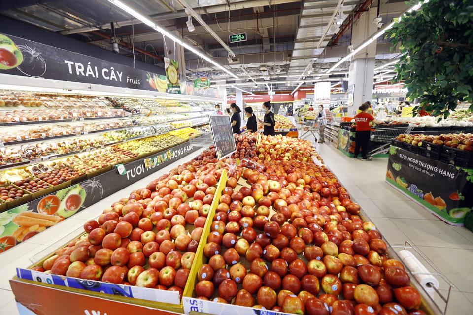 WinMart tăng 30% sản lượng hàng hóa phục vụ Tết Quý Mão 2023 - Ảnh 1.