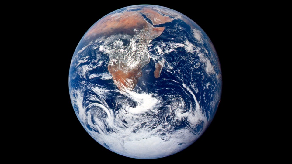 Bức ảnh của NASA làm thay đổi cái nhìn của nhân loại - Ảnh 1.