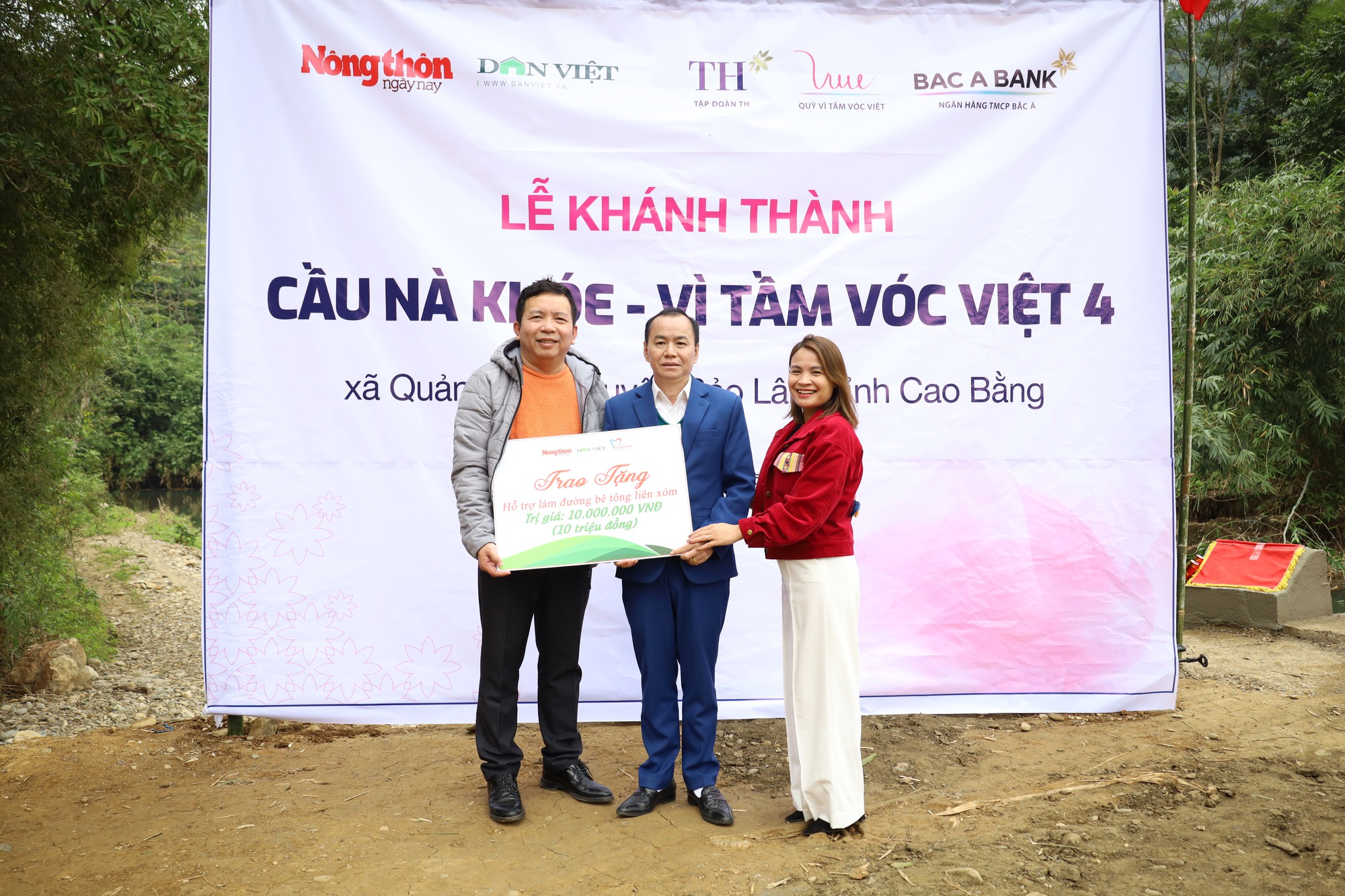 Toàn cảnh Lễ khánh thành Cầu Nà Khóe – Vì Tầm Vóc Việt 4  - Ảnh 11.