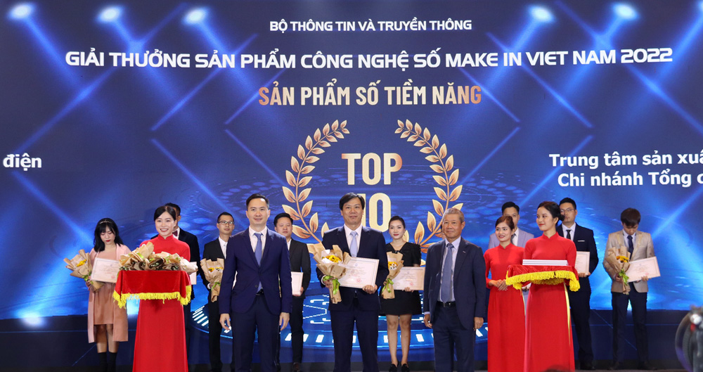 EVN có 2 sản phẩm được công nhận giải thưởng công nghệ số 'Make in Viet Nam' - Ảnh 1.