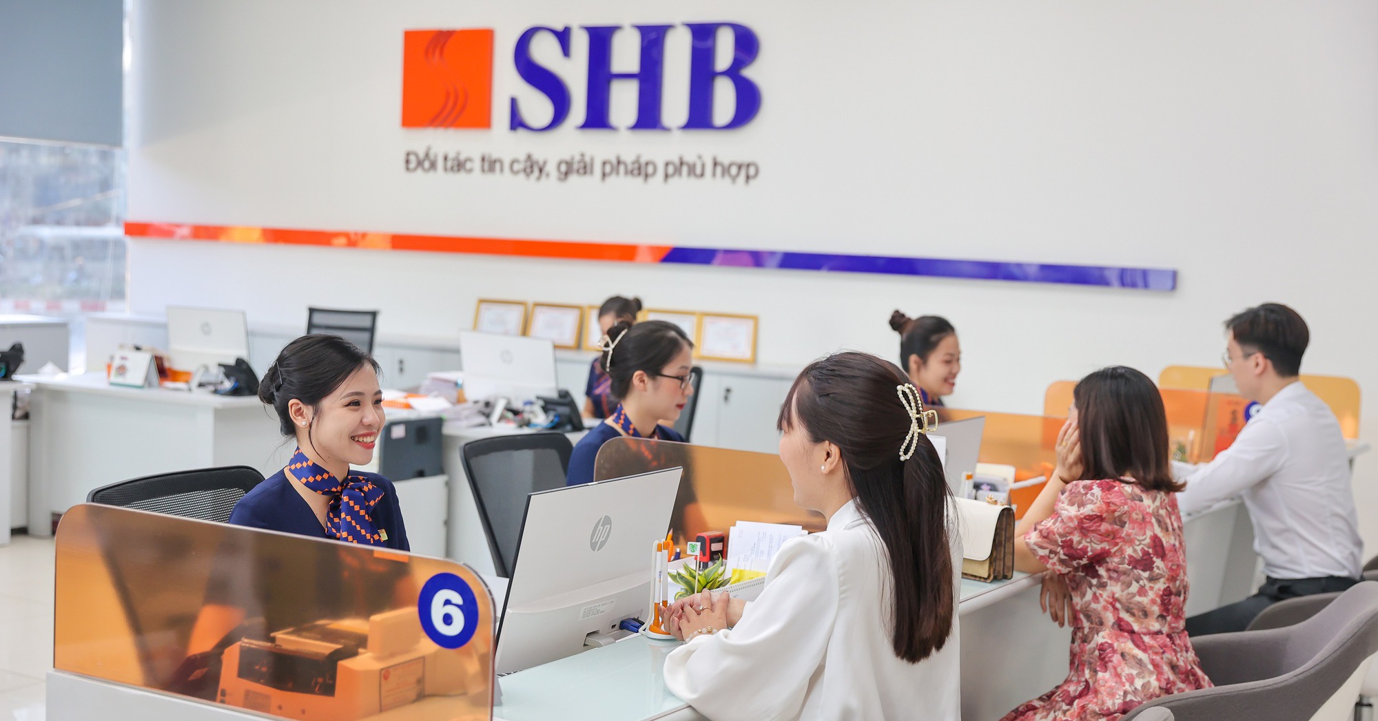 SHB เสร็จสิ้นการออกหุ้นเพื่อจ่ายเงินปันผลจำนวนกว่า 400 ล้านหุ้น เพิ่มทุนจดทะเบียนเป็น 30,674 พันล้านดอง