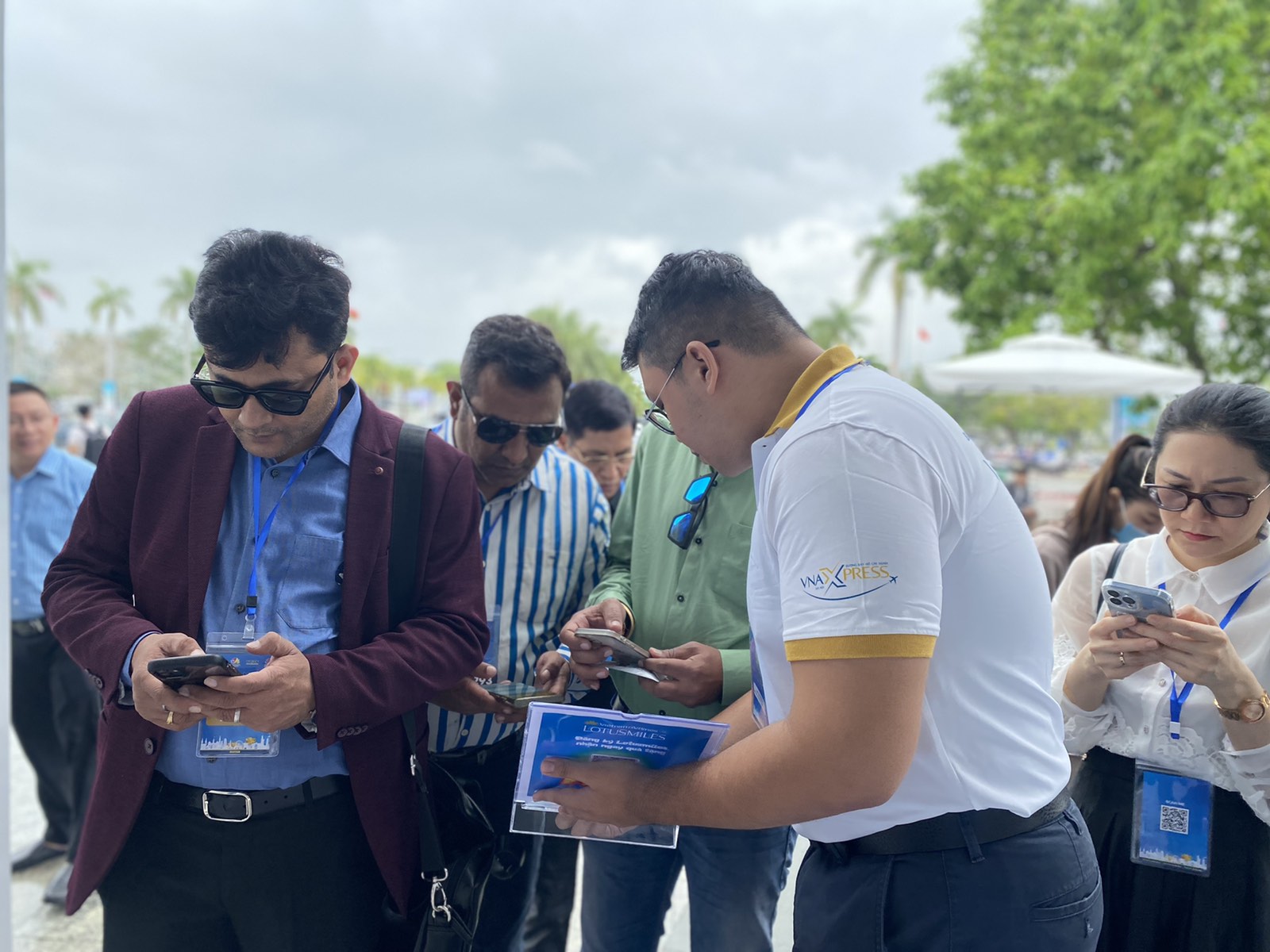 Vietnam Airlines kích cầu du lịch tại hội chợ VITM Đà Nẵng 2022 - Ảnh 2.