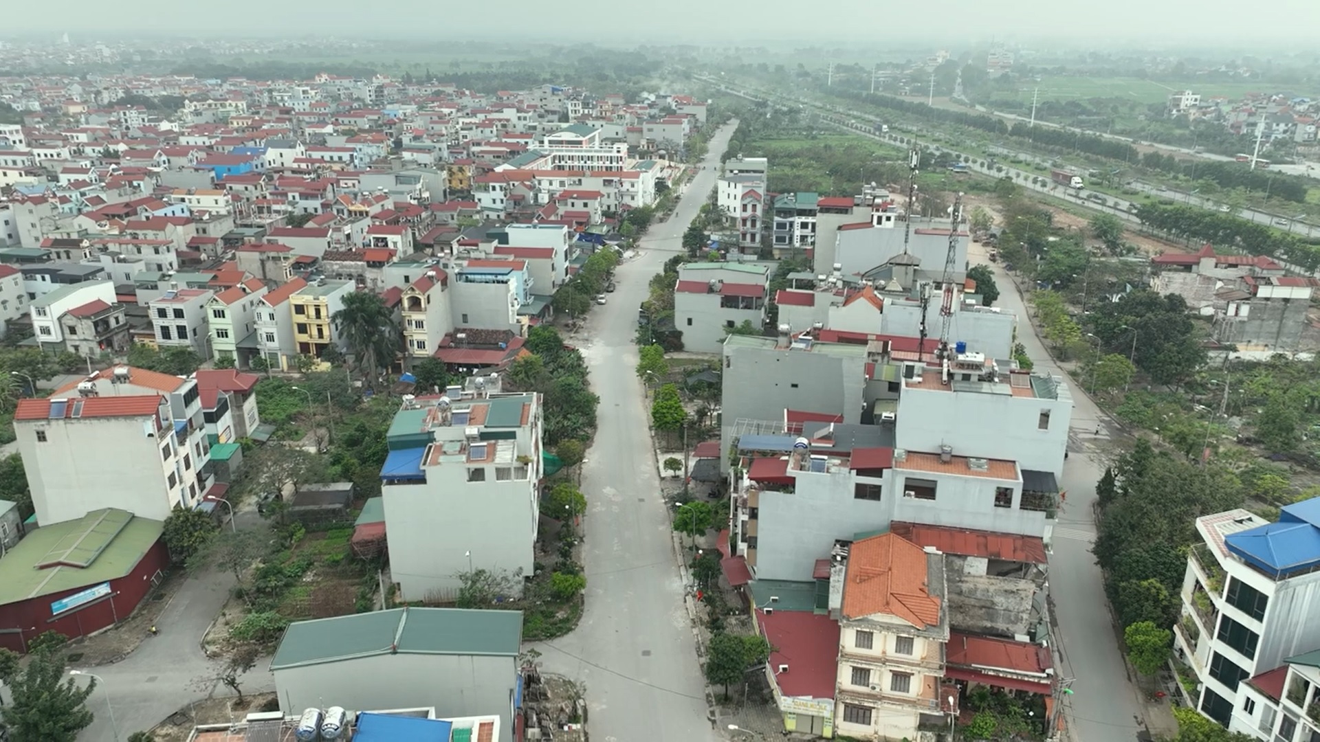 Dự thảo Luật Đất đai (sửa đổi): Chưa quy định đánh thuế cao người nhiều nhà đất - Ảnh 1.