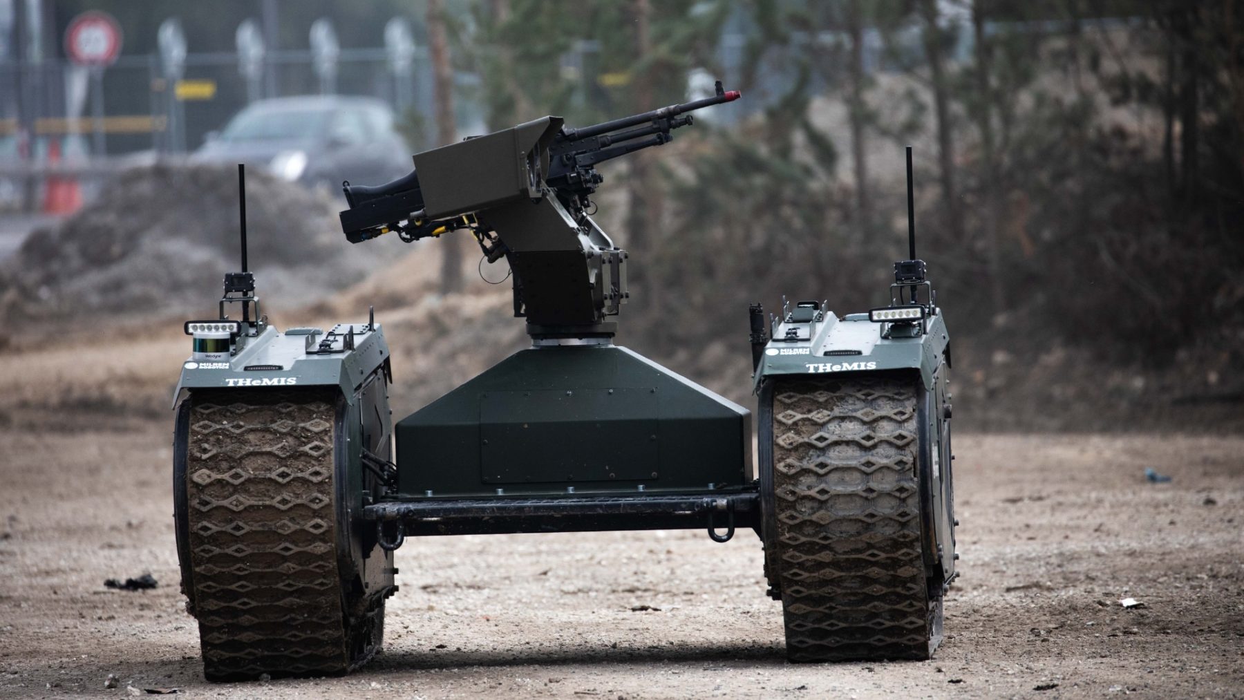 Chiến trường Ukraine: 'Bãi thử' công nghệ vũ khí tối tân chưa từng thấy trước đây - Ảnh 1.