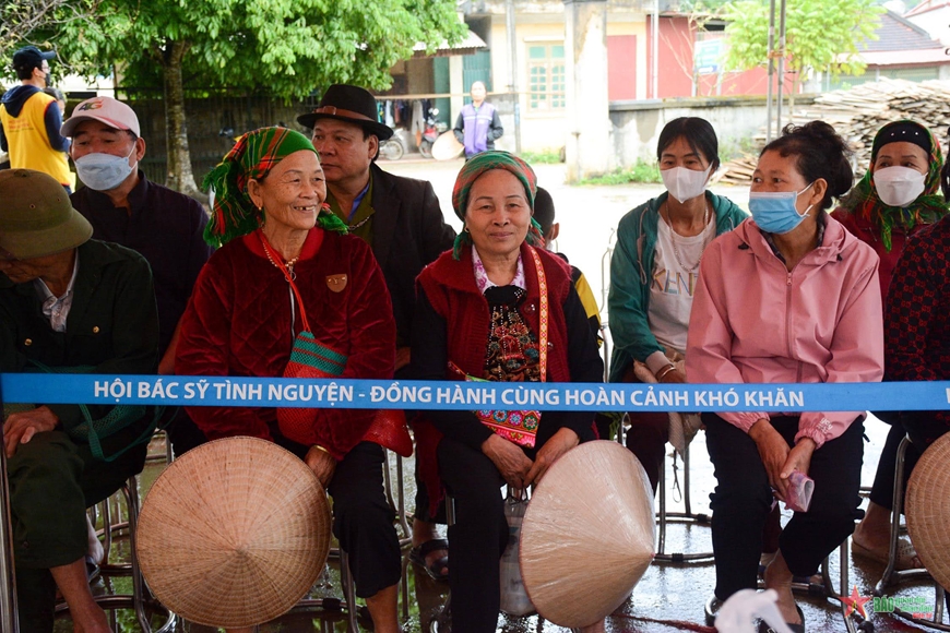 Hội Bác sỹ tình nguyện: Hành trình mang sức khỏe lên xứ Lạng - Ảnh 1.