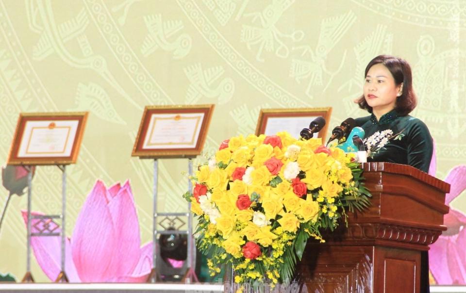 Hà Nội: Mê Linh chính thức là huyện nông thôn mới, đón nhận Huân chương Lao động hạng Ba  - Ảnh 5.