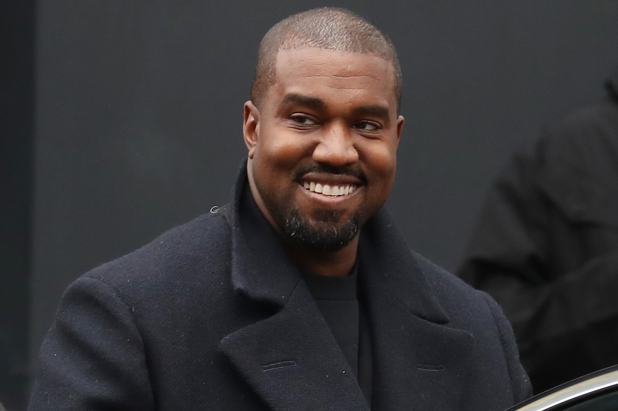 Kanye West “lao đao” tài chính sau loạt phát ngôn gây tranh cãi