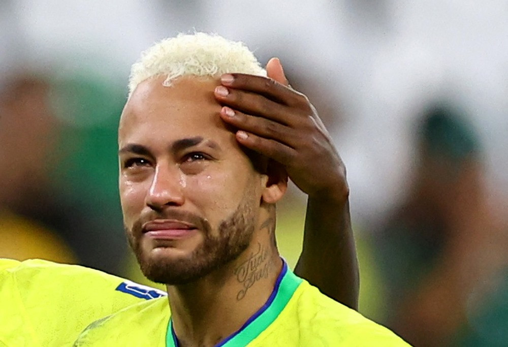 Neymar cân bằng kỷ lục ghi bàn của Pele trong ngày Brazil bị loại khỏi World Cup - Ảnh 1.
