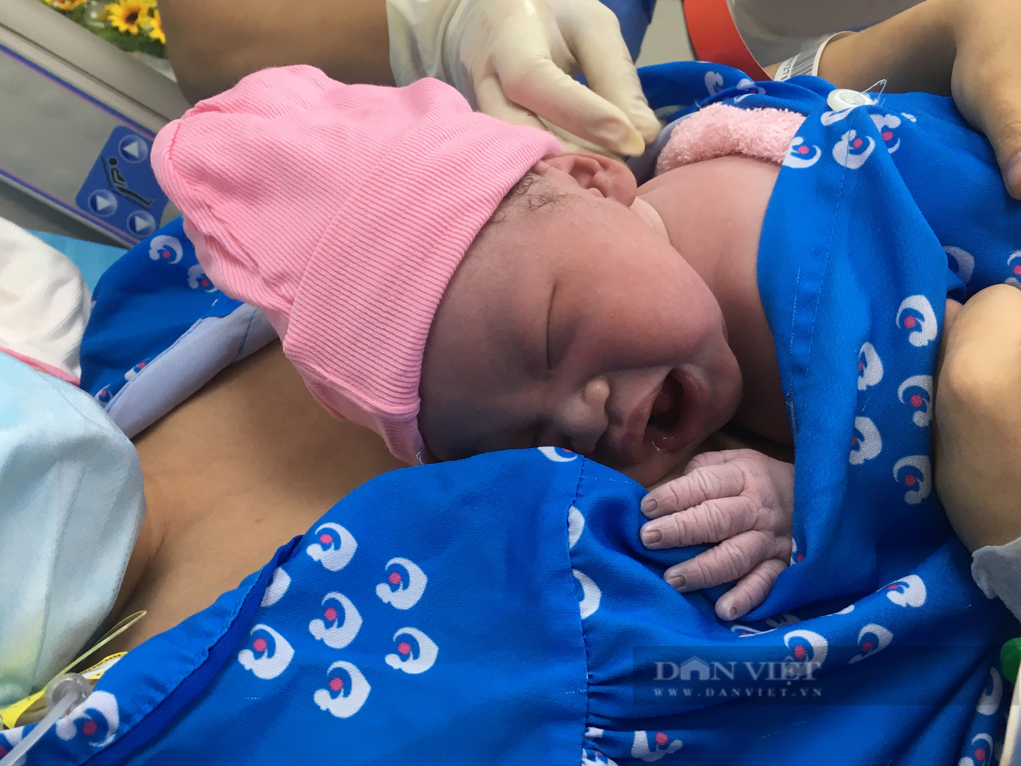 TP.HCM chào đón 4 em bé đầu tiên của năm mới Nhâm Dần - Ảnh 4.