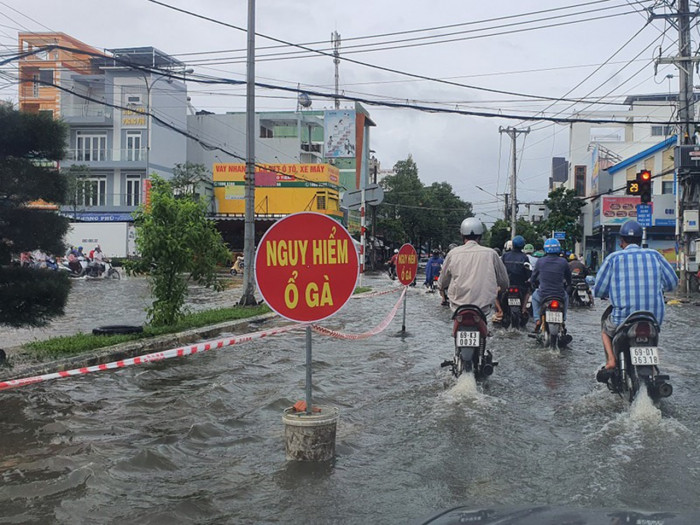 Gần 33 km quốc lộ bị ngập ở ĐBSCL được xử lý như thế nào? - Ảnh 1.