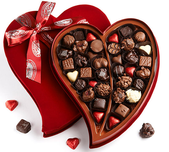 9 món quà tặng Valentine ý nghĩa cho bạn gái khiến nàng thích mê