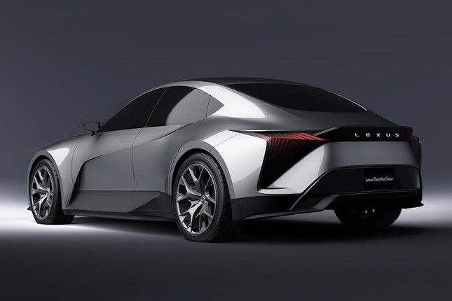 Lexus sắp ra mắt 3 mẫu ô tô điện mới - Ảnh 8.