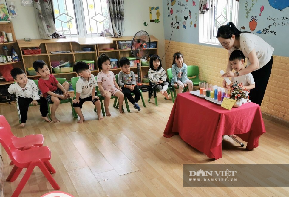 Sau loạt bài của Dân Việt, chuyên gia giáo dục &quot;hiến kế&quot; làm gì để giữ chân giáo viên mầm non (bài cuối) - Ảnh 7.