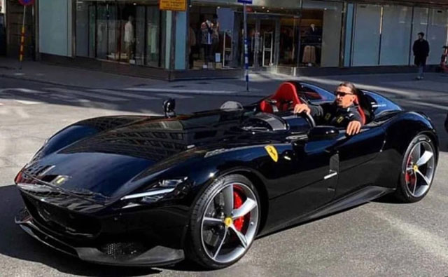 Ibrahimovic khoe siêu xe vừa tậu trị giá hơn 12 tỷ đồng - Ảnh 4.