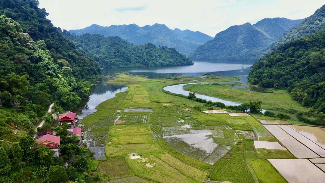 Mở cửa đường bay quốc tế tín hiệu tích cực cho ngành du lịch - Ảnh 3.