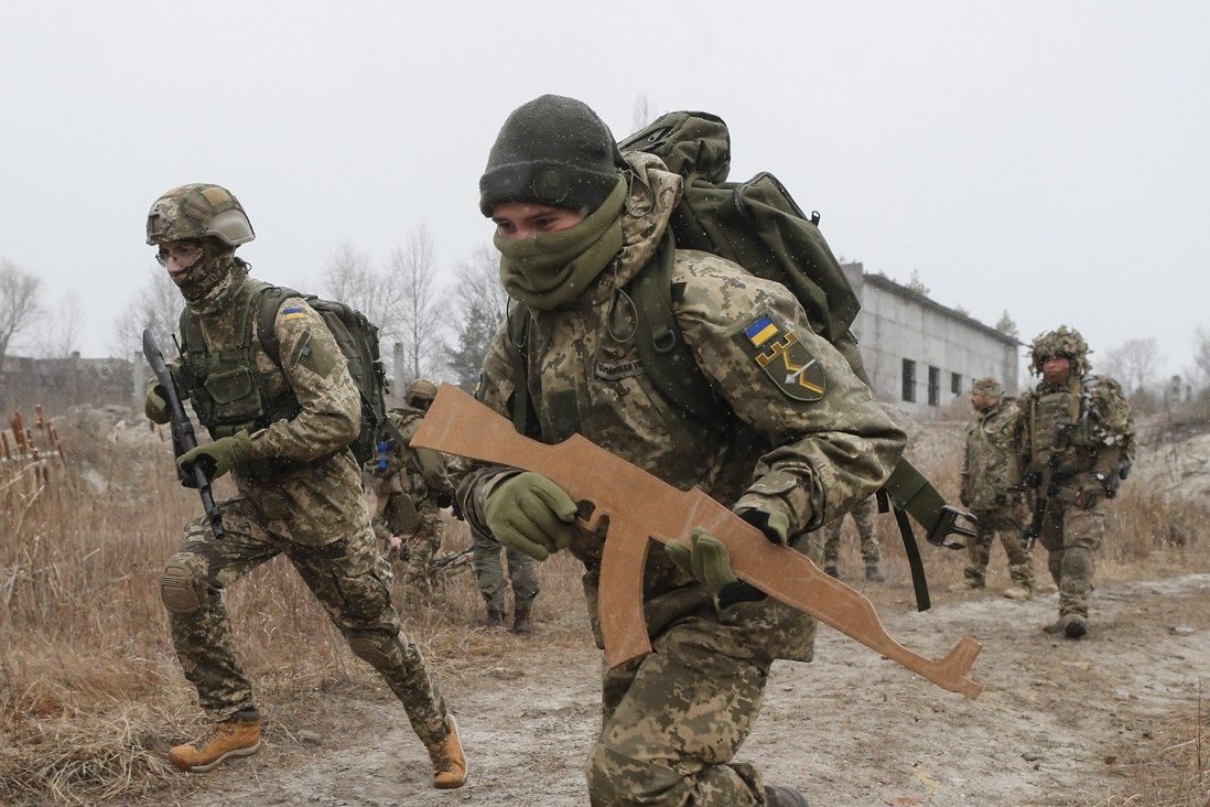 Chuyên gia: Ukraine không nên ảo vọng vào những lời hứa của Mỹ - Ảnh 3.