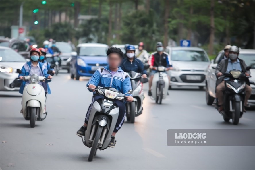 Những điểm mới nhất về mức phạt vi phạm giao thông đối với xe máy năm 2022 - Ảnh 1.
